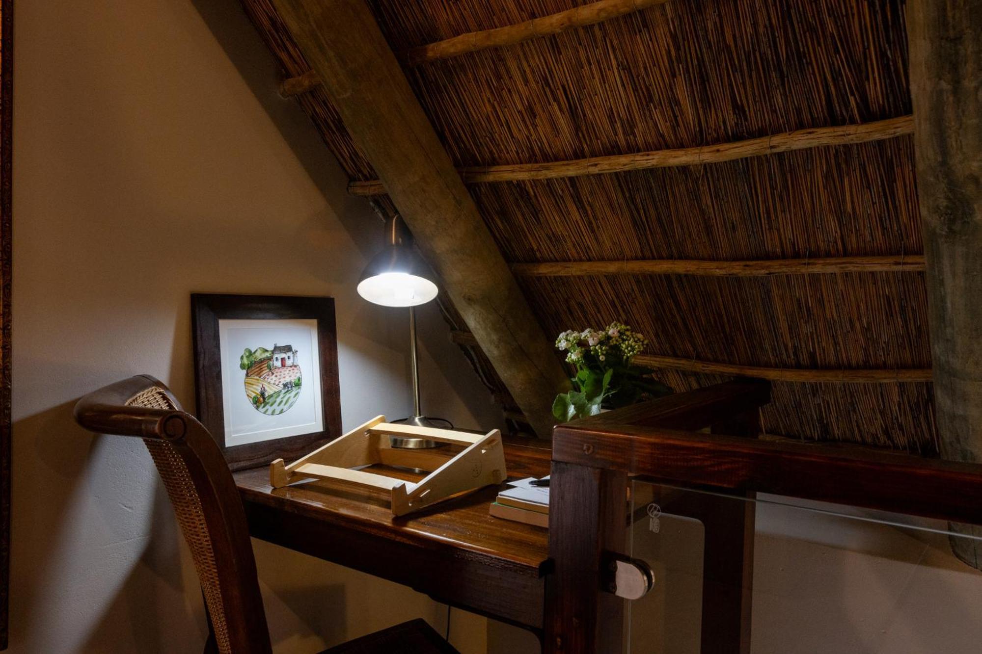 Serene, Thatched Apartment In Noordhoek, Кейптаун Екстериор снимка